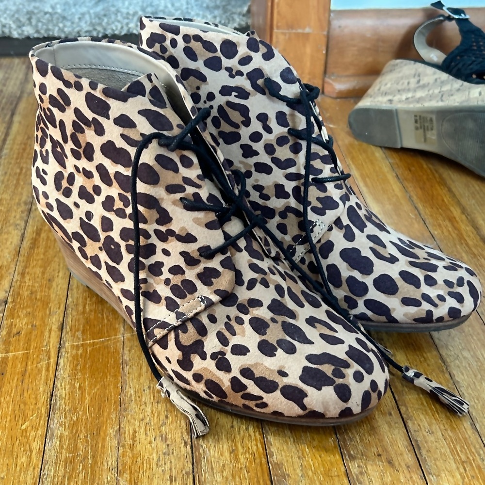 Cheetah print wedge booties size 8.5